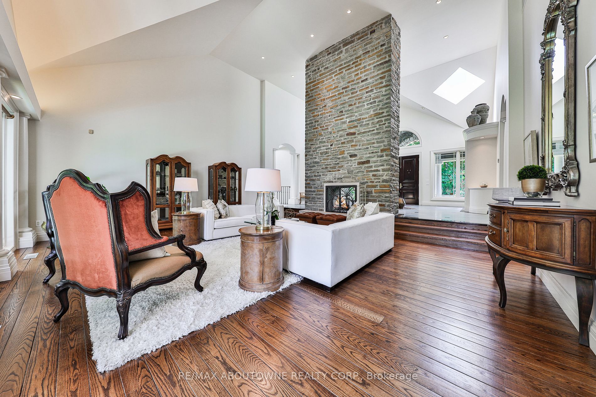 4217 Bridlepath Tr