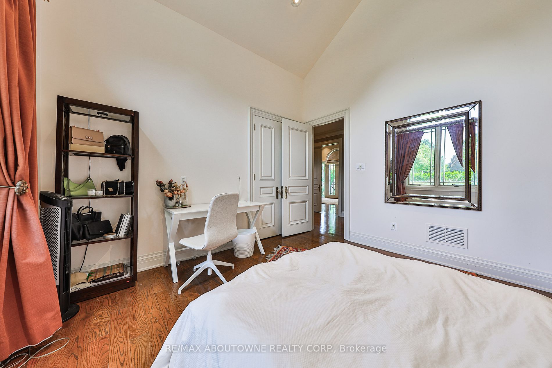 4217 Bridlepath Tr