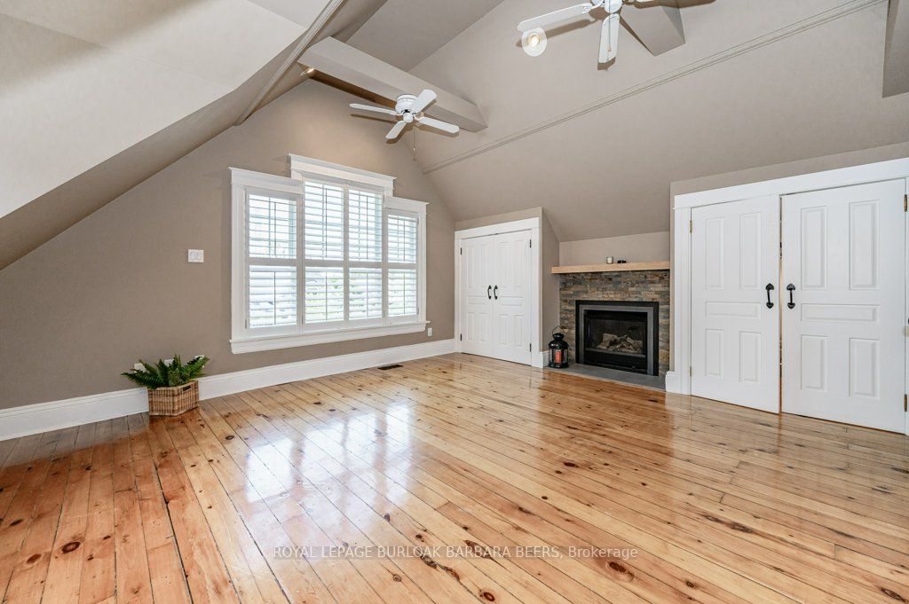 549 Burlington Ave
