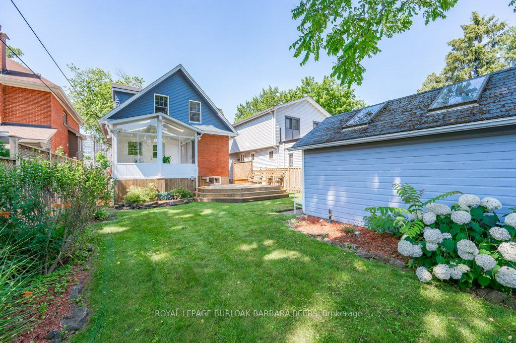549 Burlington Ave
