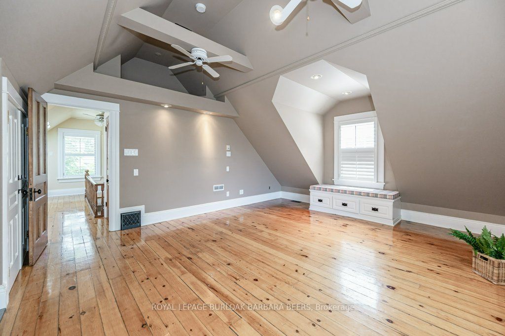 549 Burlington Ave