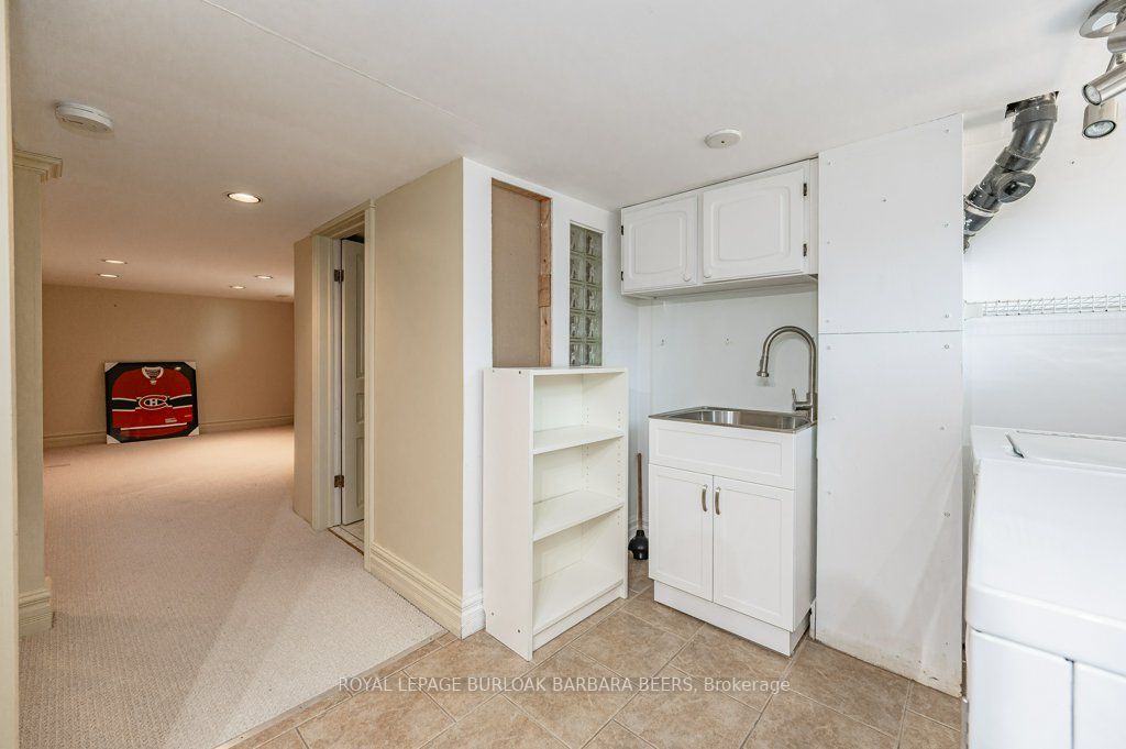 549 Burlington Ave