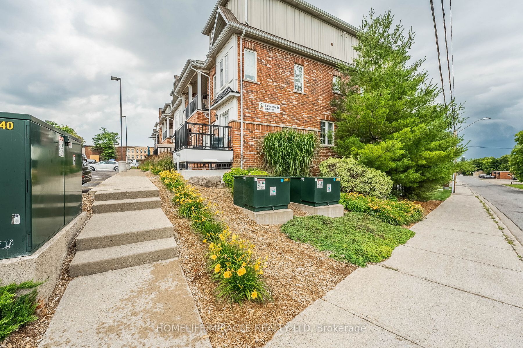 5 Armstrong Street, #25