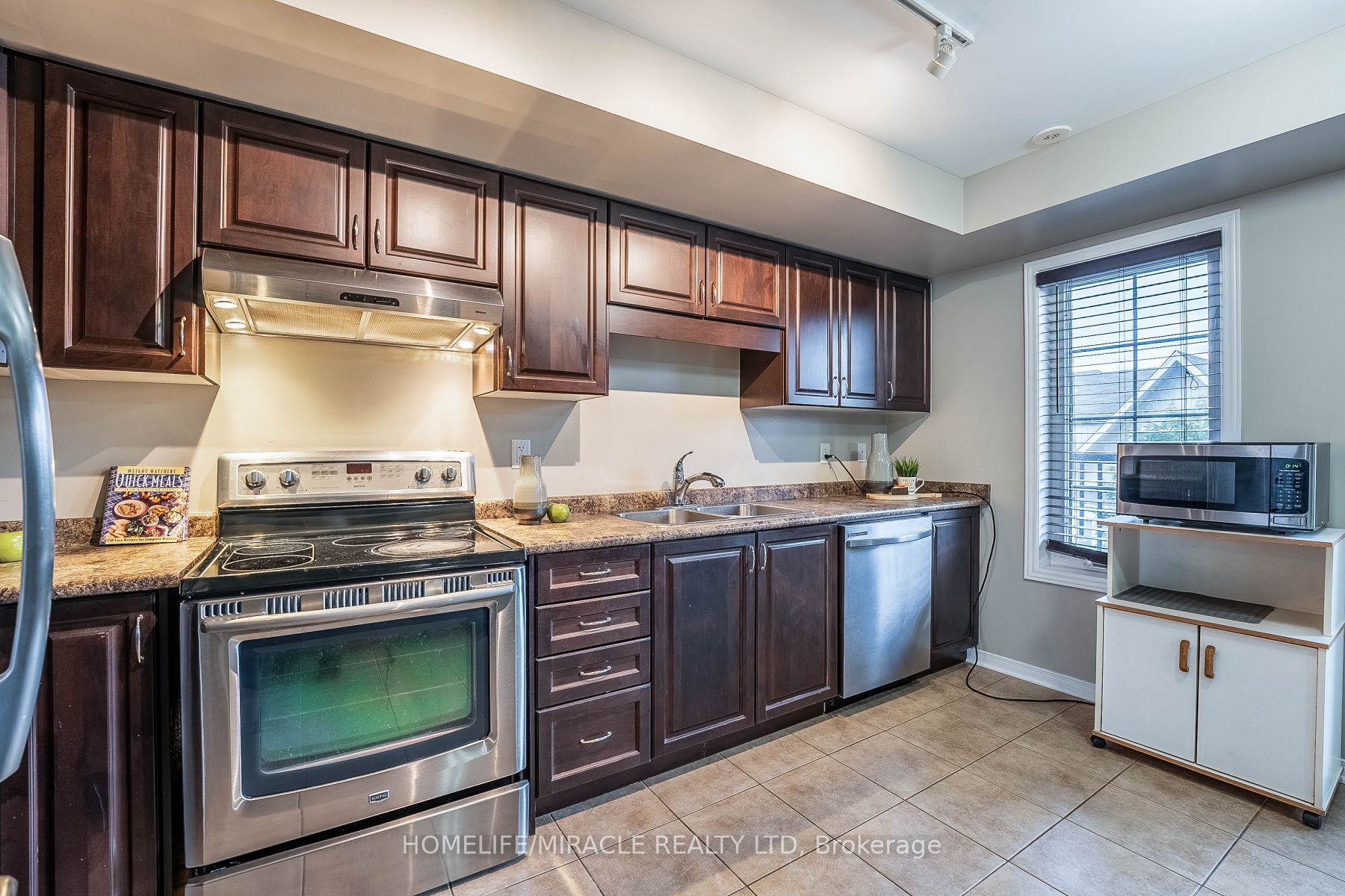 5 Armstrong Street, #25