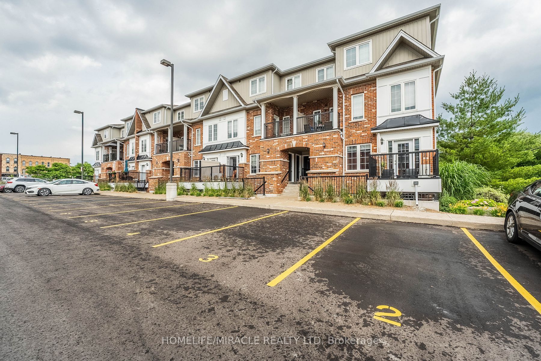 5 Armstrong Street, #25