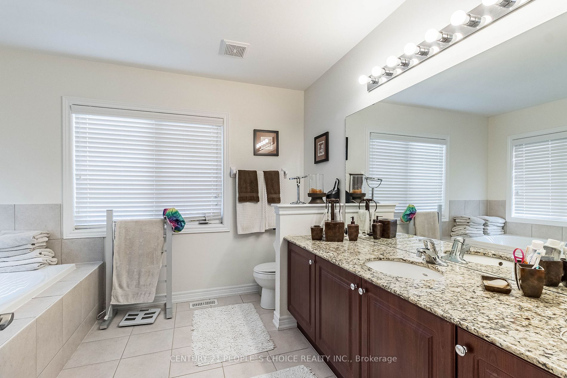 56 Bellcrest Rd