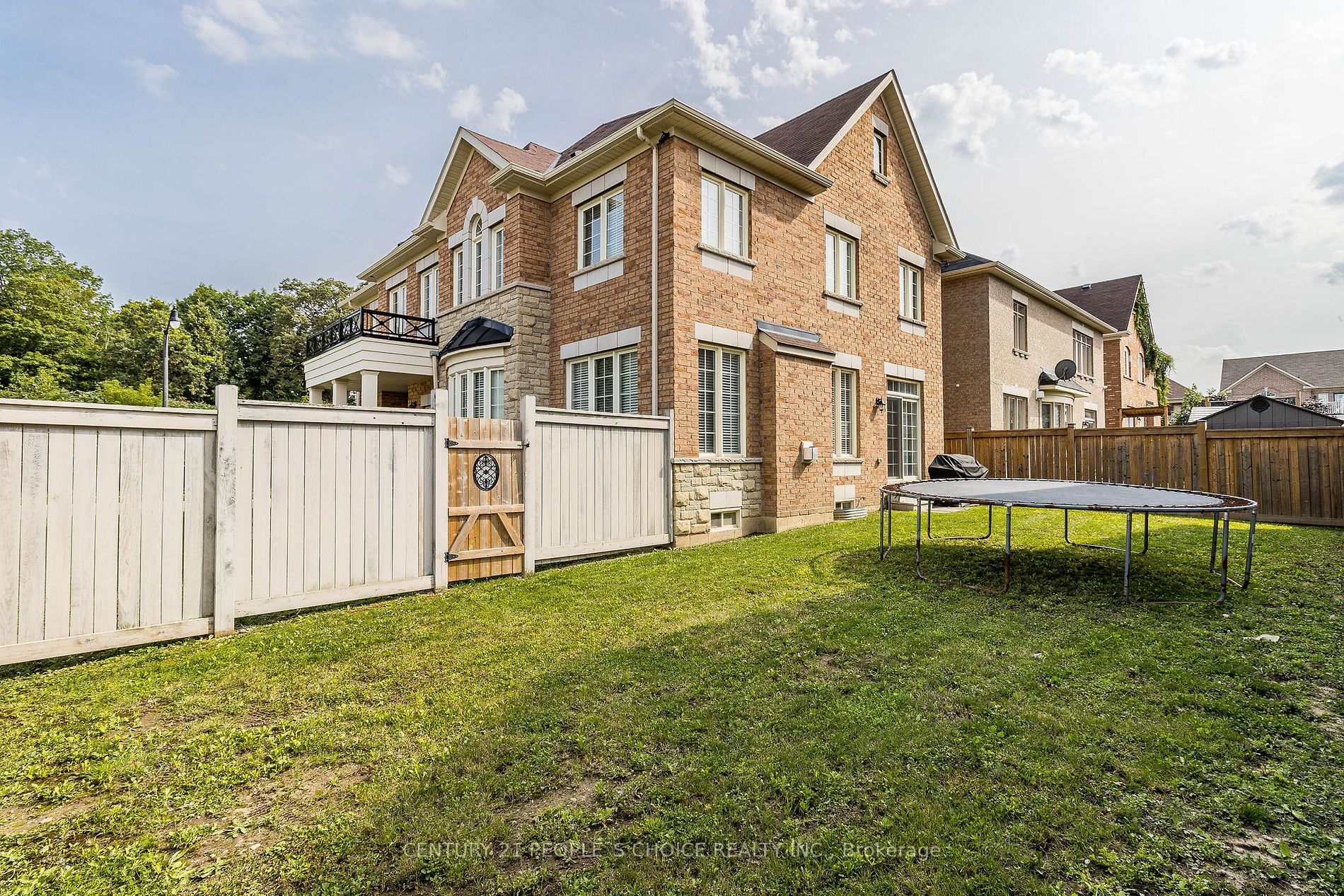 56 Bellcrest Rd
