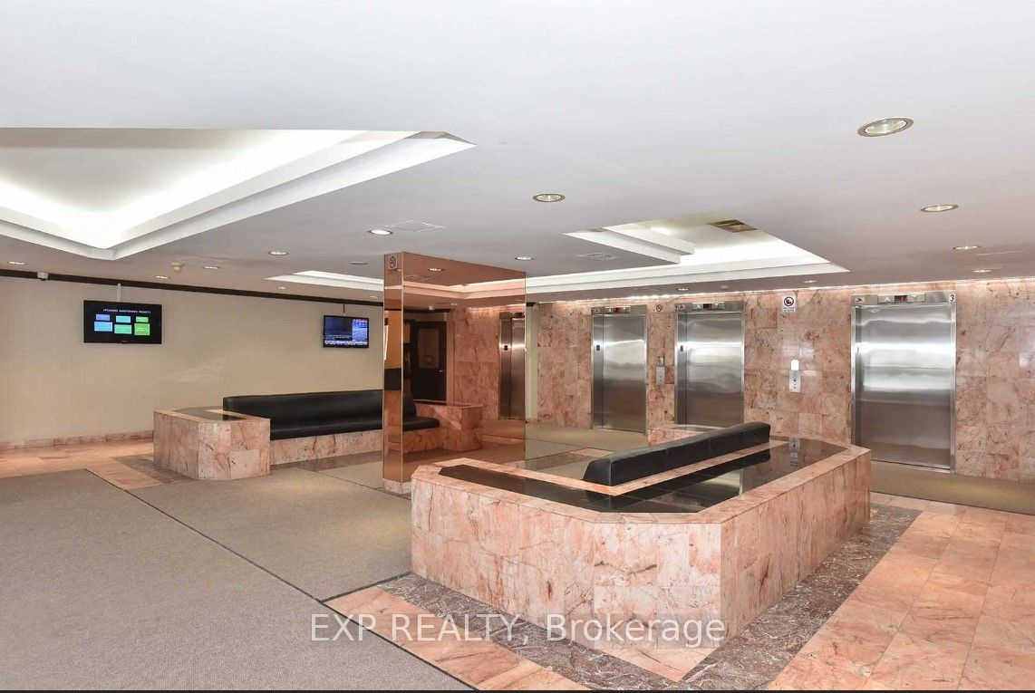 1 Rowntree Rd, #410