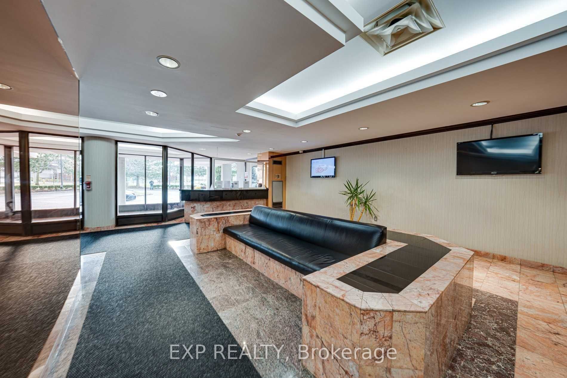 1 Rowntree Rd, #410