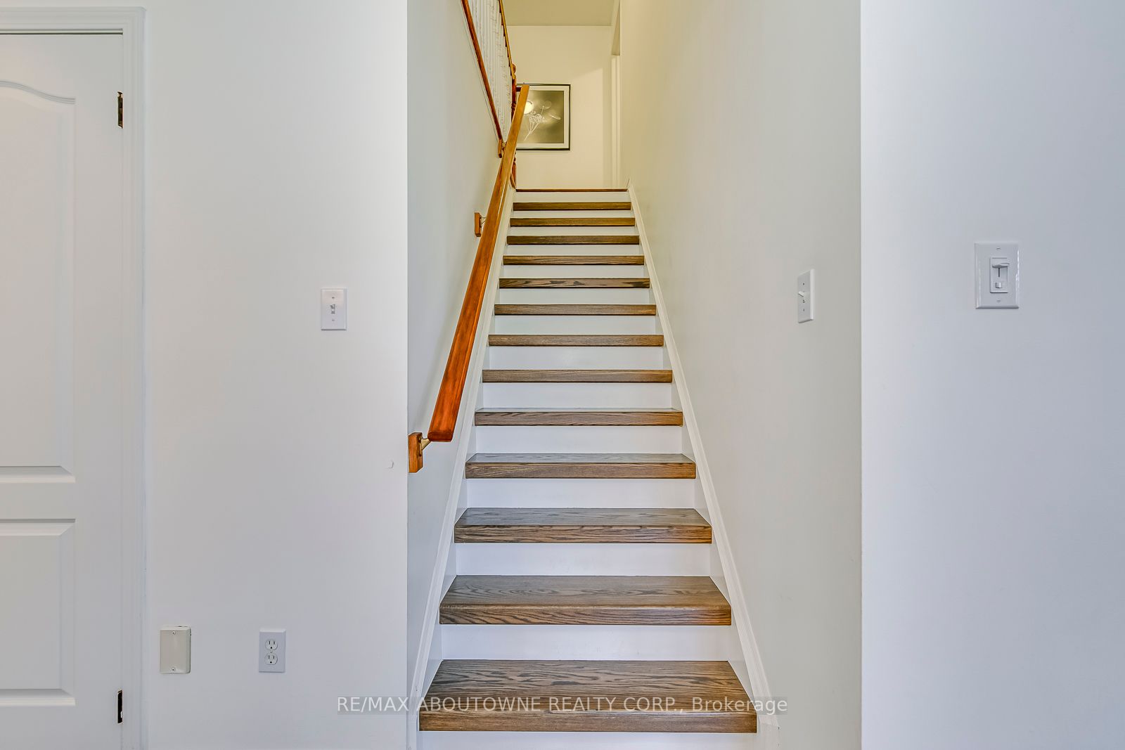 2328 Calloway Dr