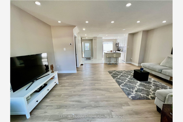 114 Kingham Rd, Halton Hills