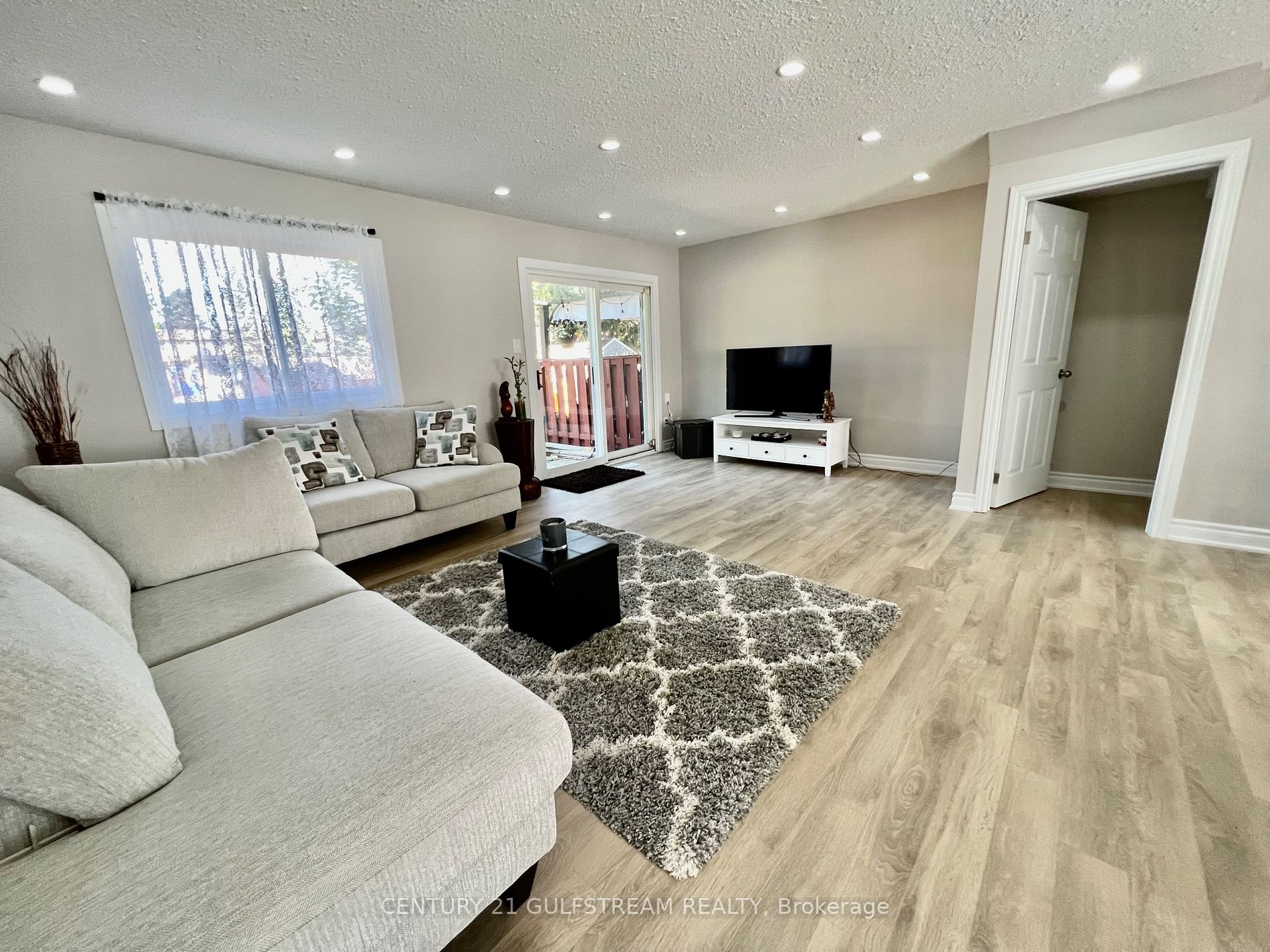 Listing W6660762 - Large Photo # 12