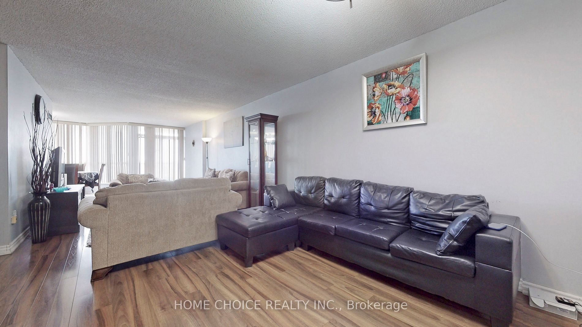 1 Rowntree Rd, #910