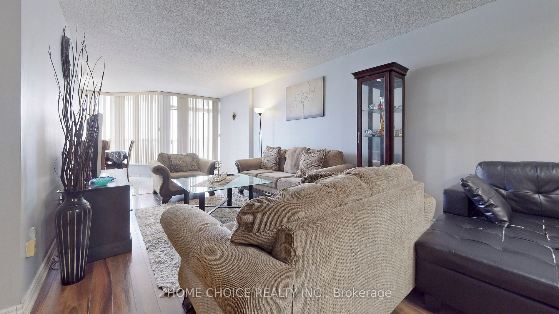 1 Rowntree Rd, #910