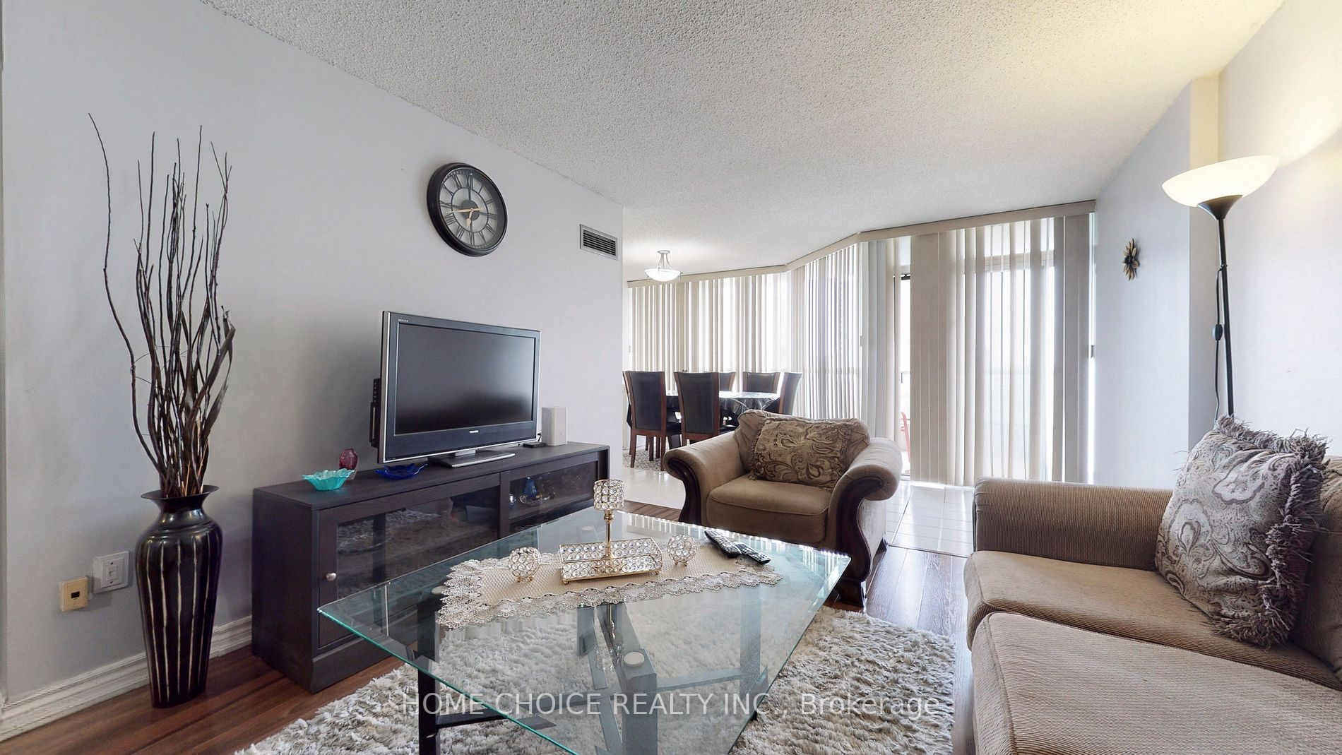1 Rowntree Rd, #910