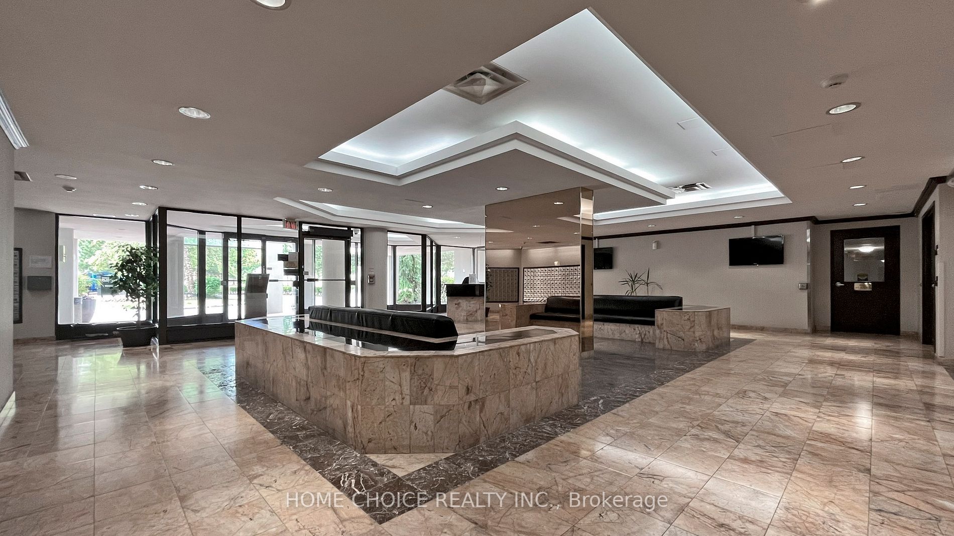 1 Rowntree Rd, #910