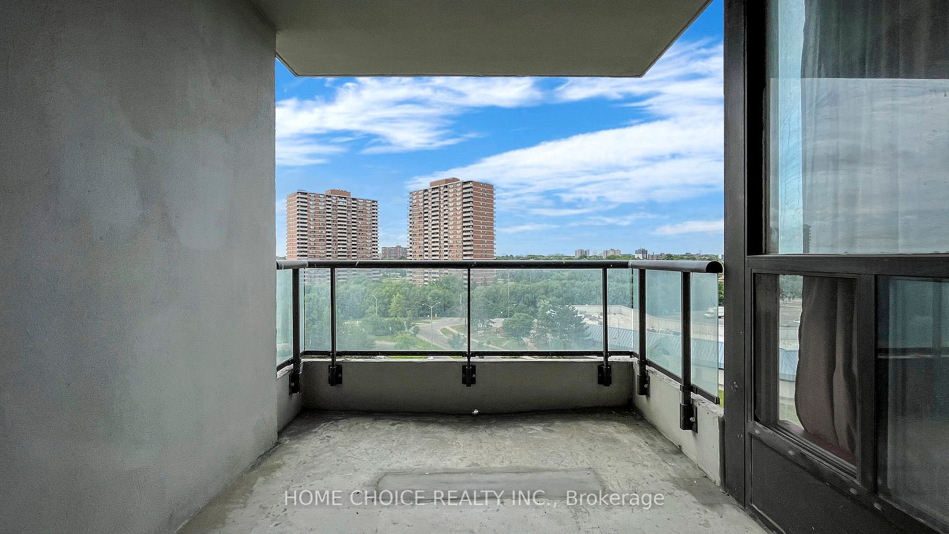 1 Rowntree Rd, #910