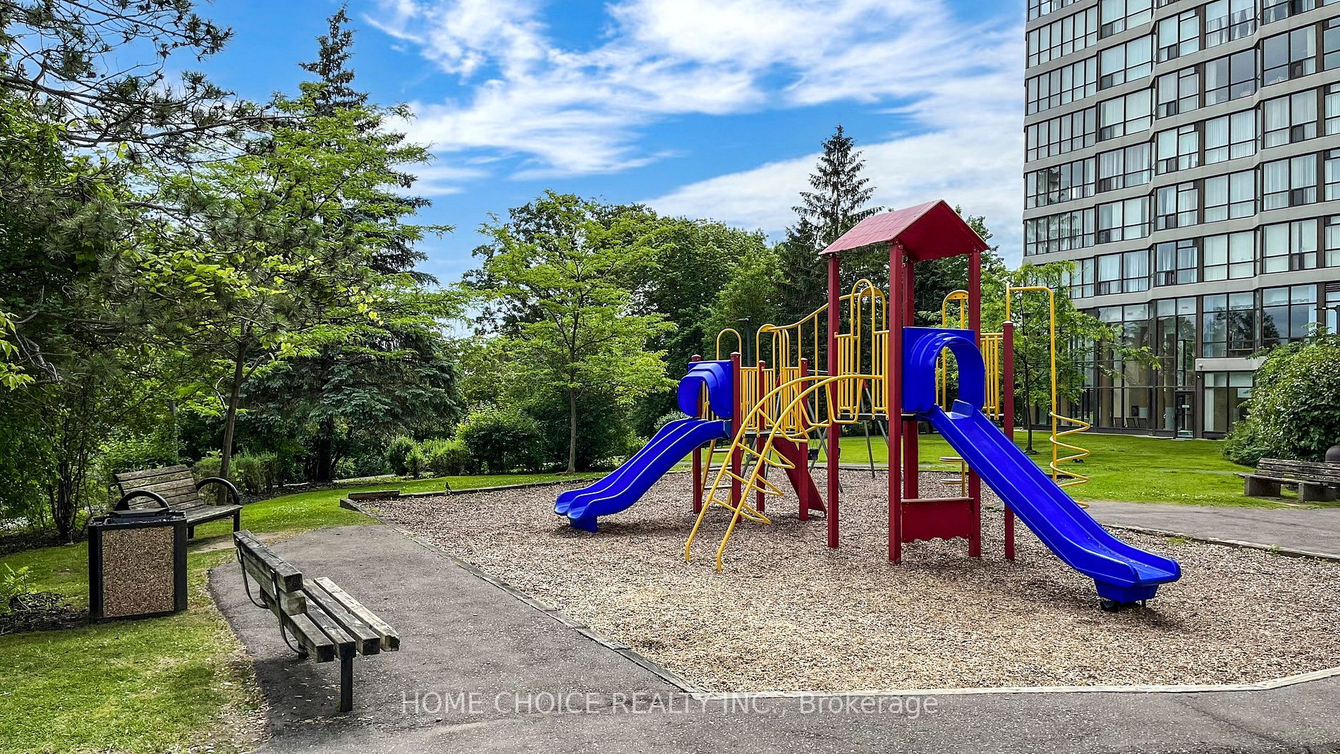 1 Rowntree Rd, #910