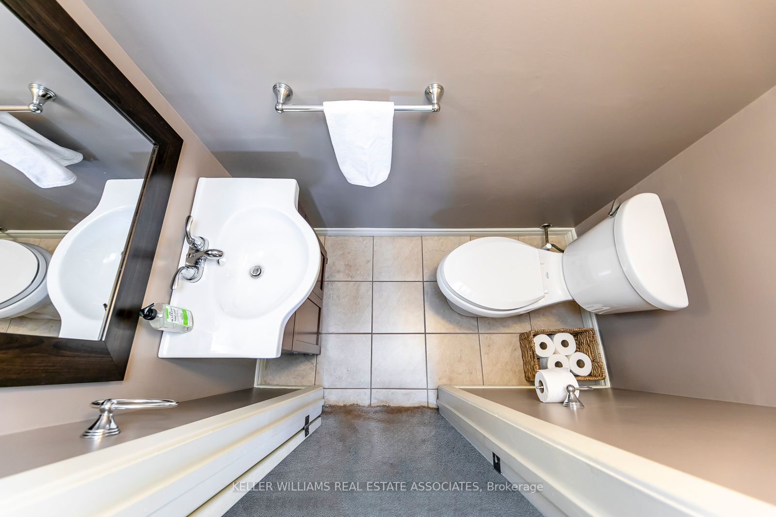32 Camberley Cres