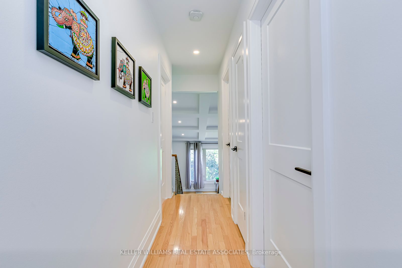 32 Camberley Cres