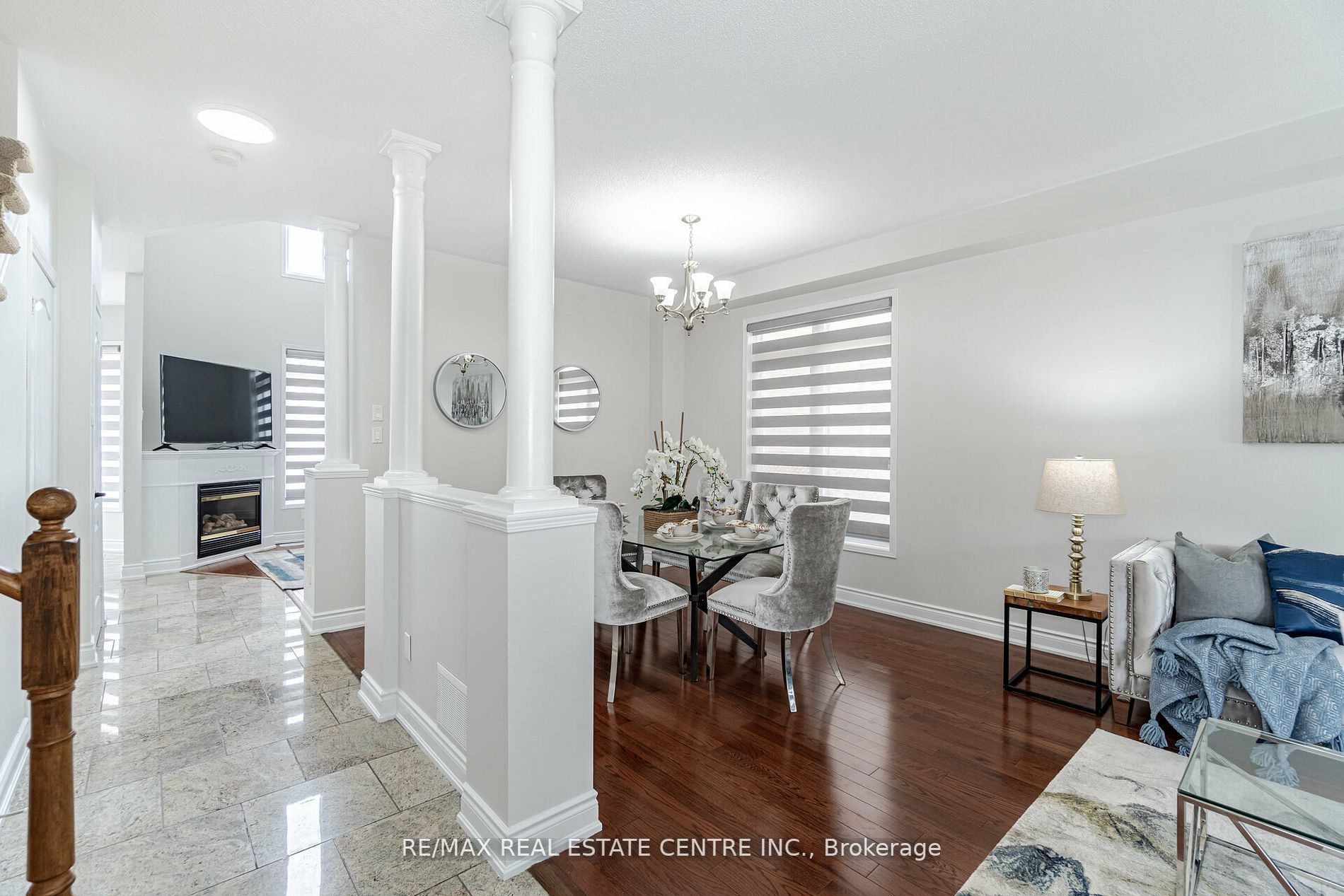 5 Wild Indigo Cres