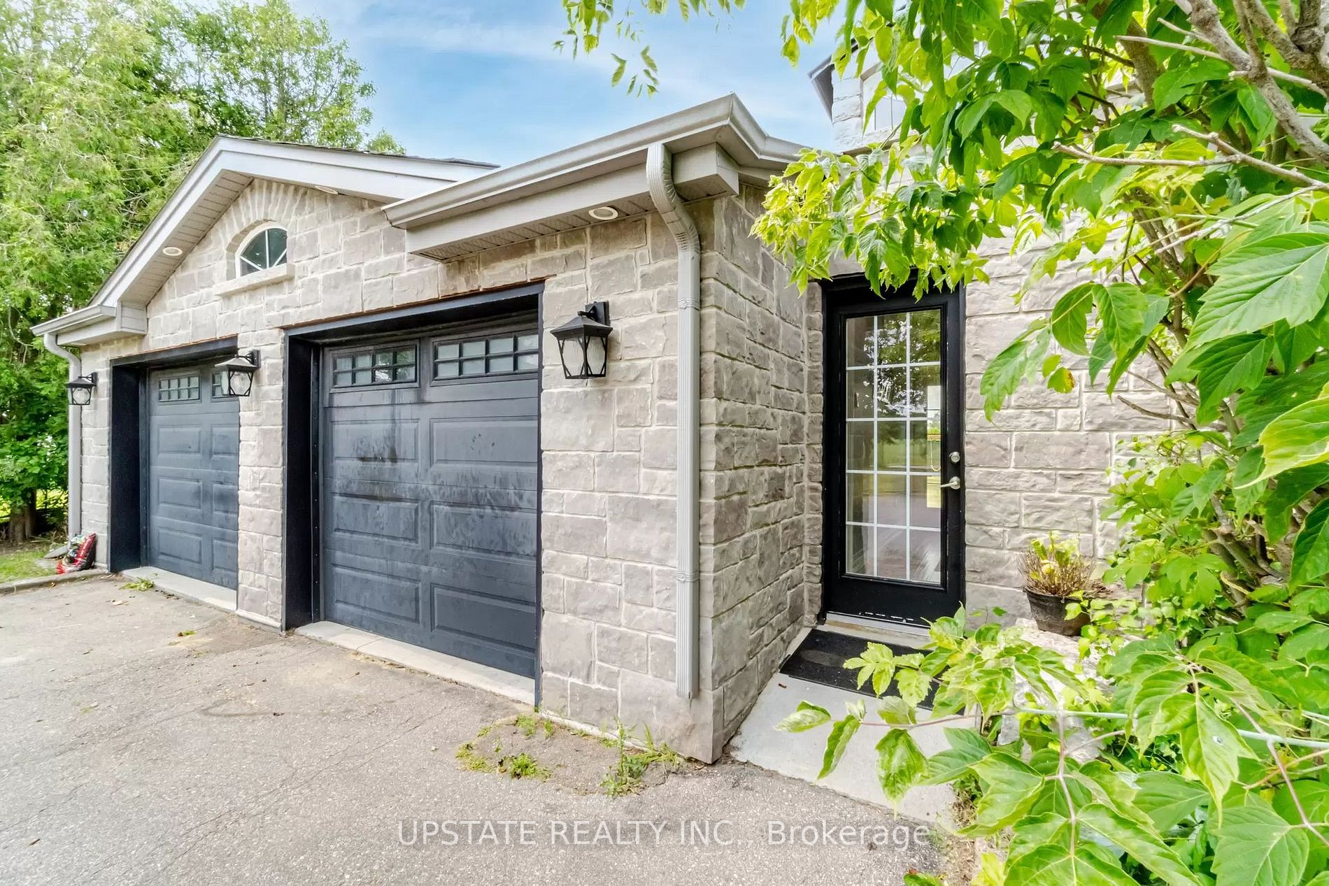 11655 5 Side Rd