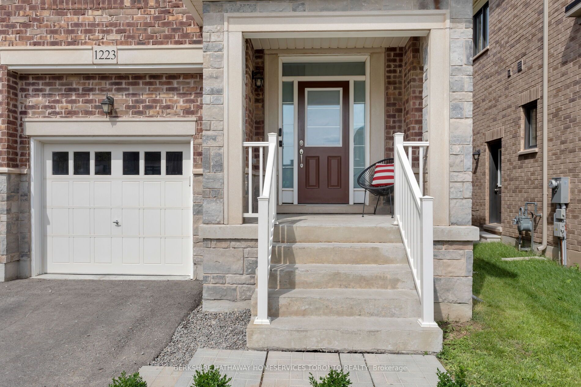 1223 Hamman Way