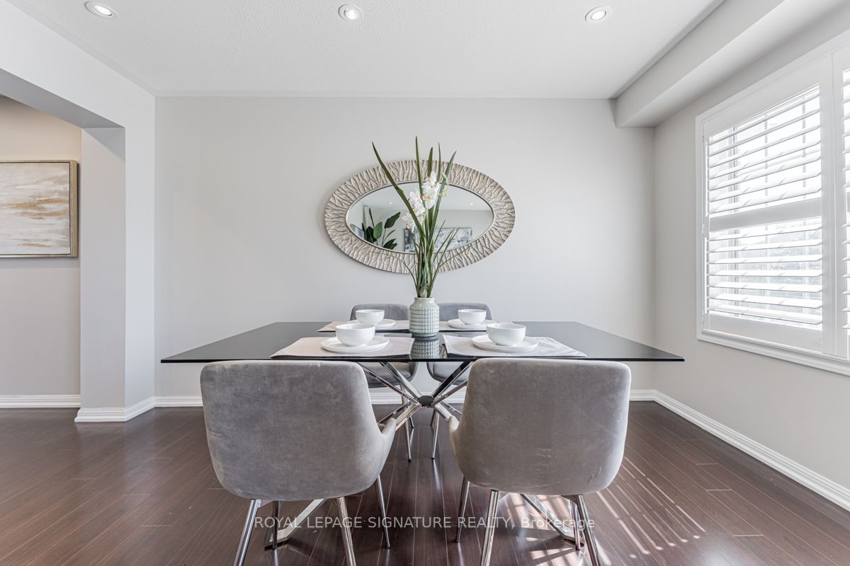 30 Lathbury St
