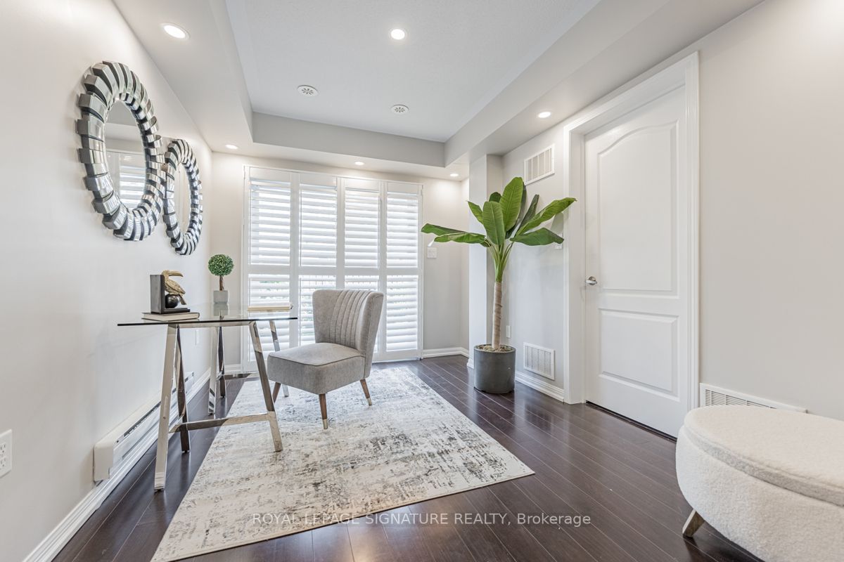 30 Lathbury St