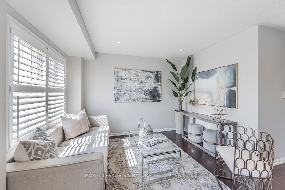 30 Lathbury St