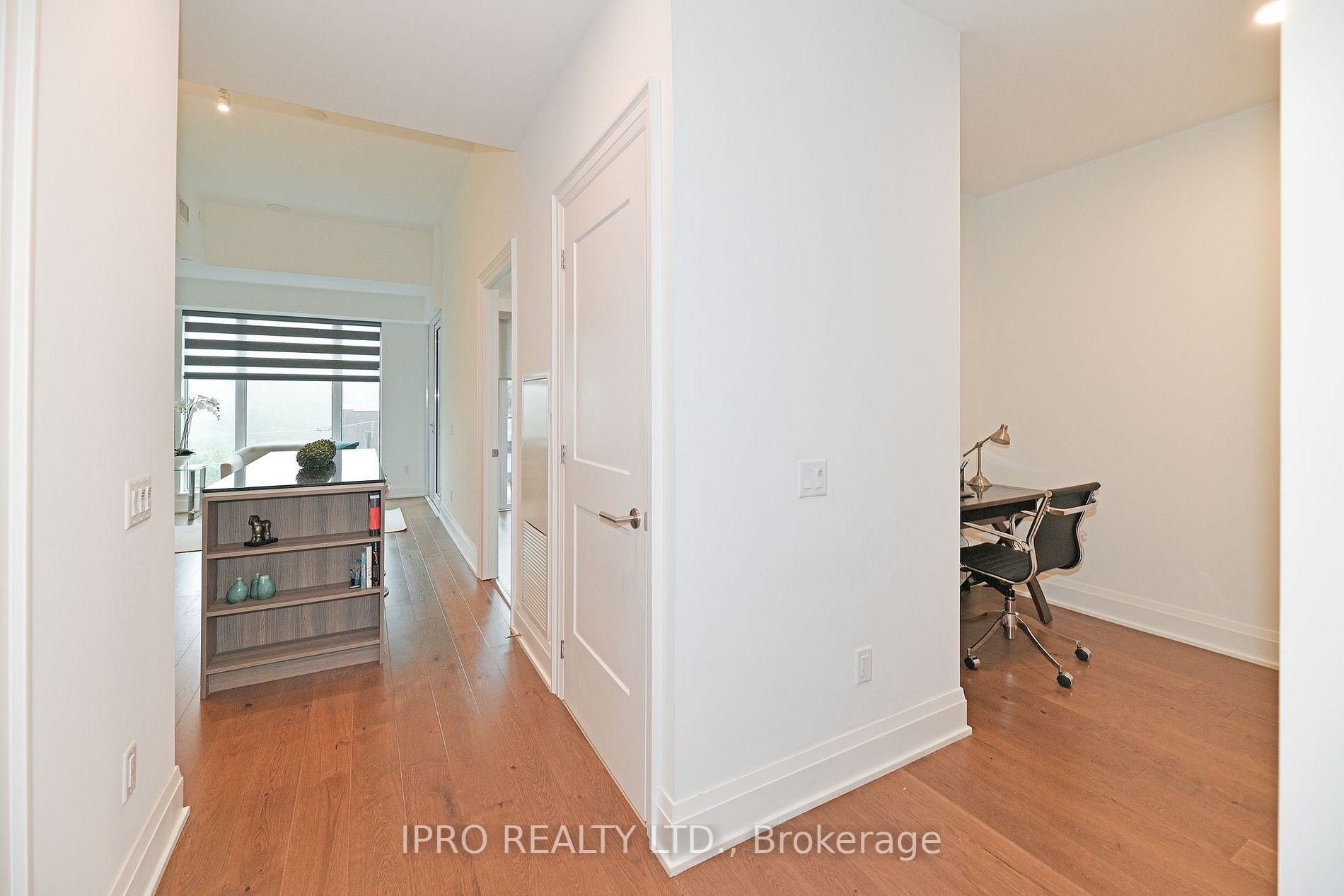 21 Park St E, #710