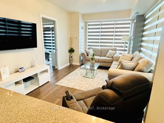 4633 Glen Erin Dr, #203