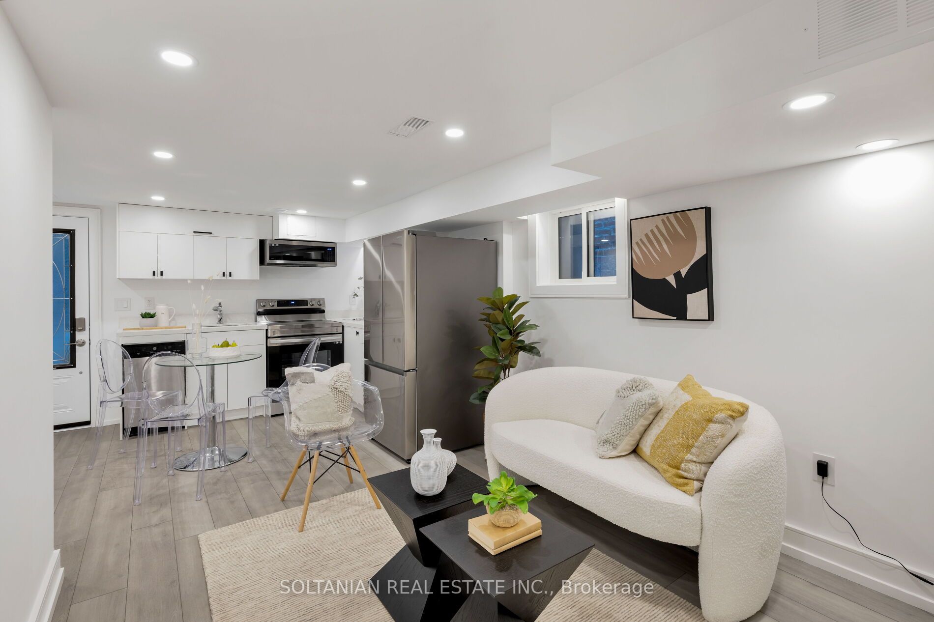 37 Burnfield Ave