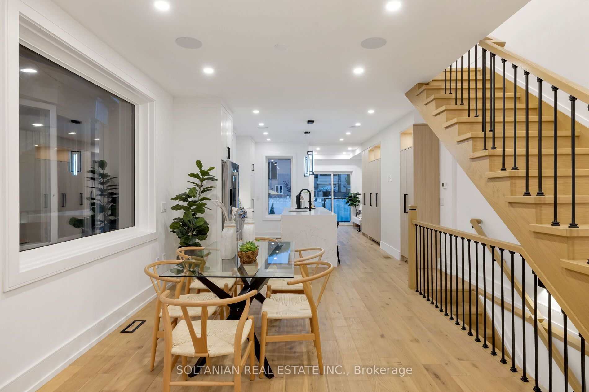 37 Burnfield Ave