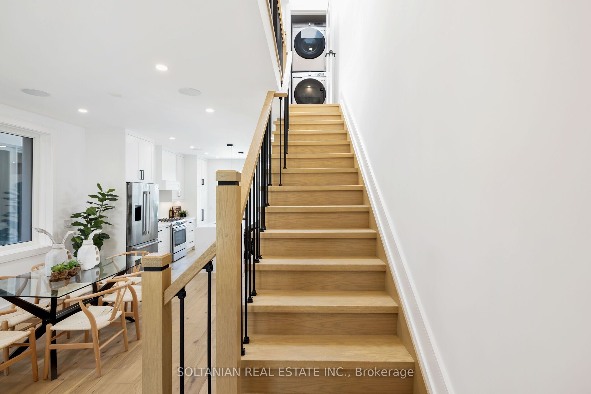 37 Burnfield Ave