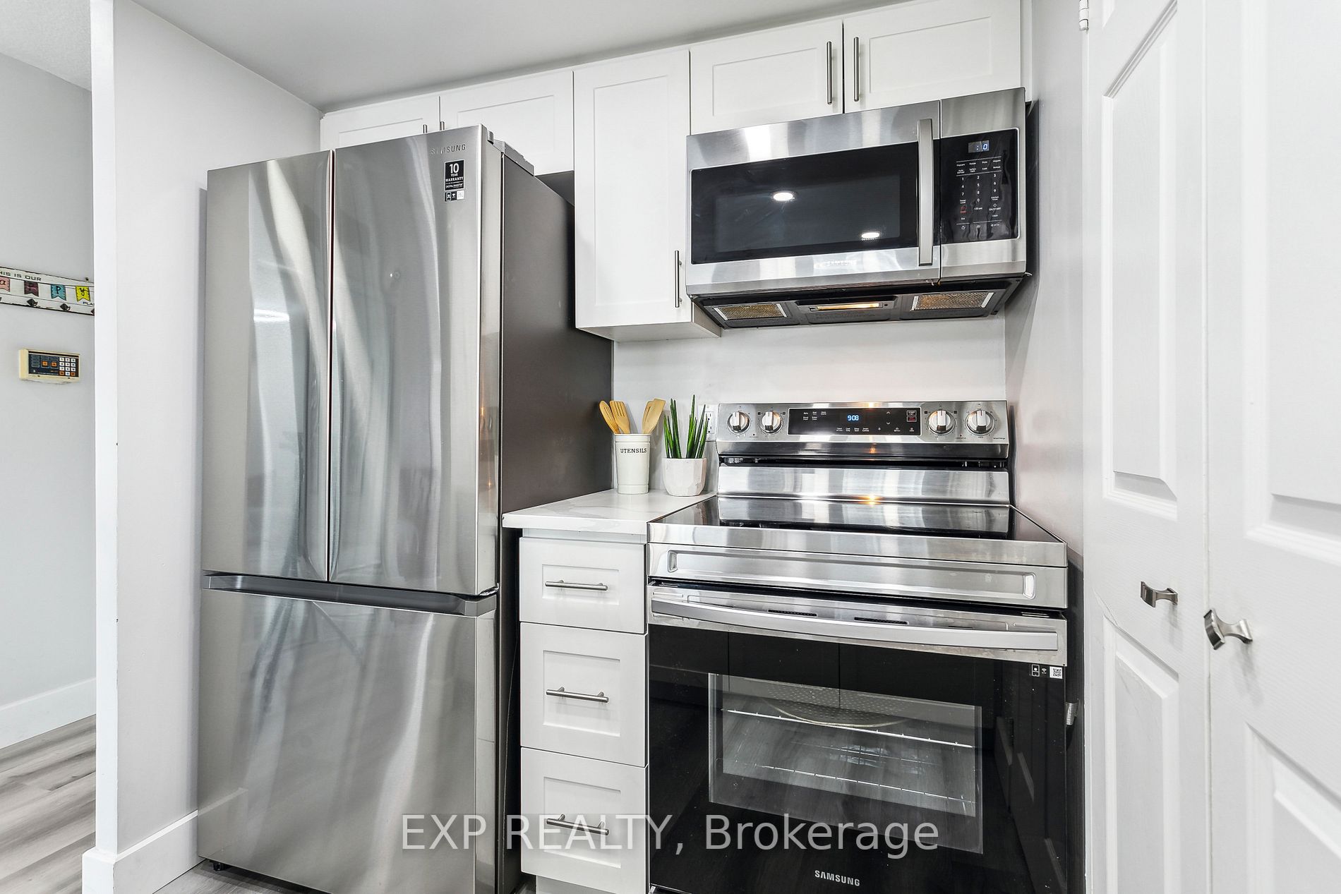265 Enfield Place, #406