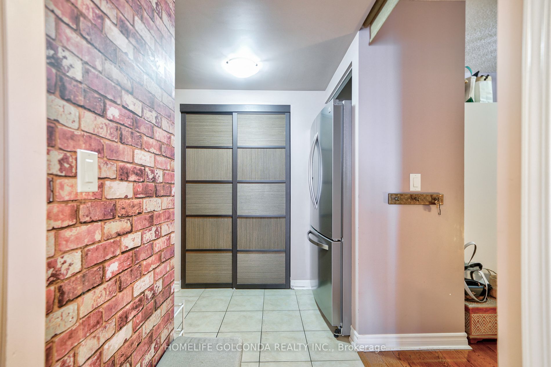 4090 Living Arts Dr, #2101