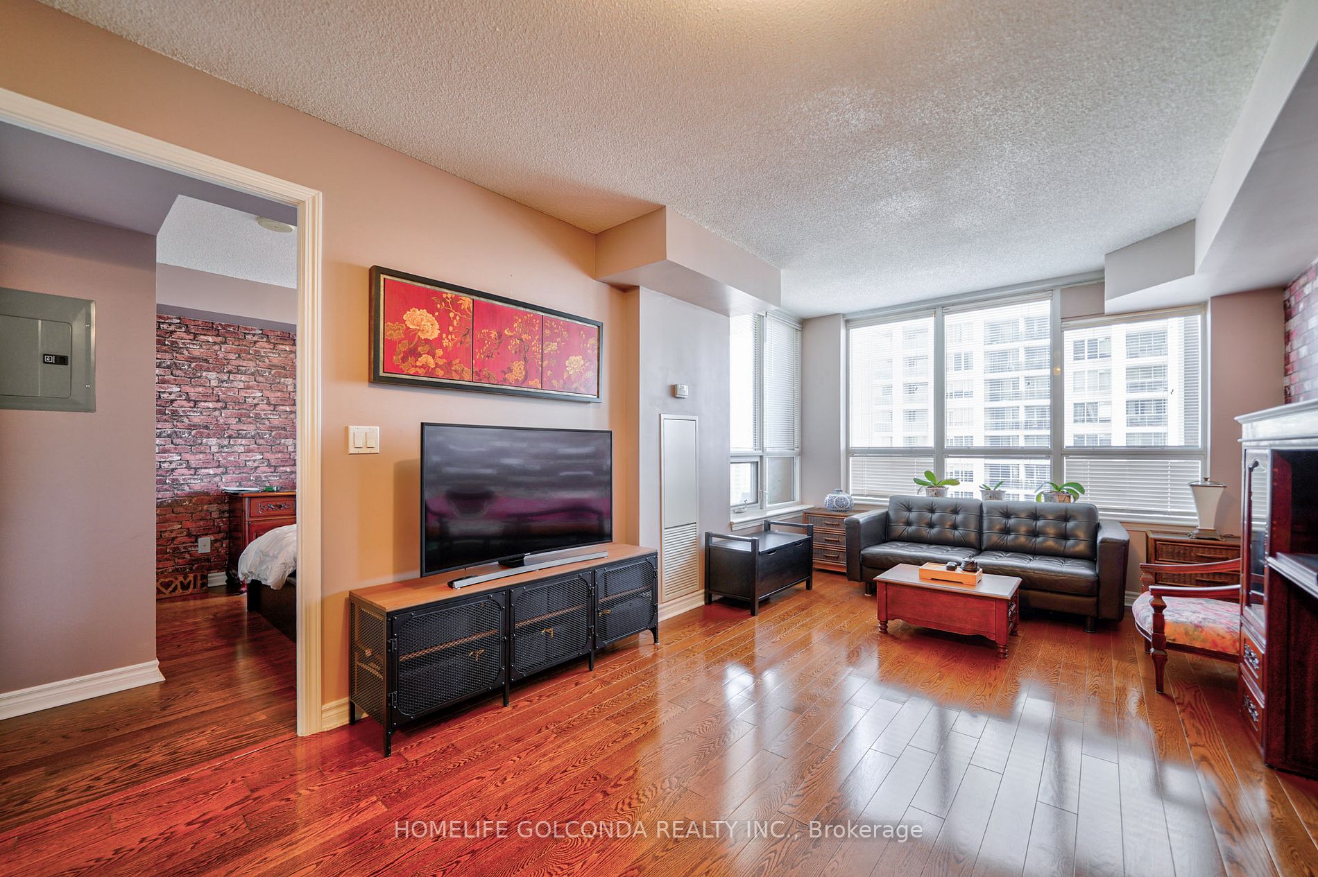 4090 Living Arts Dr, #2101