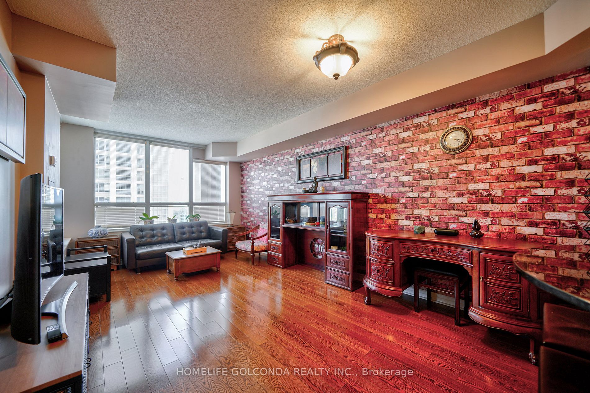 4090 Living Arts Dr, #2101