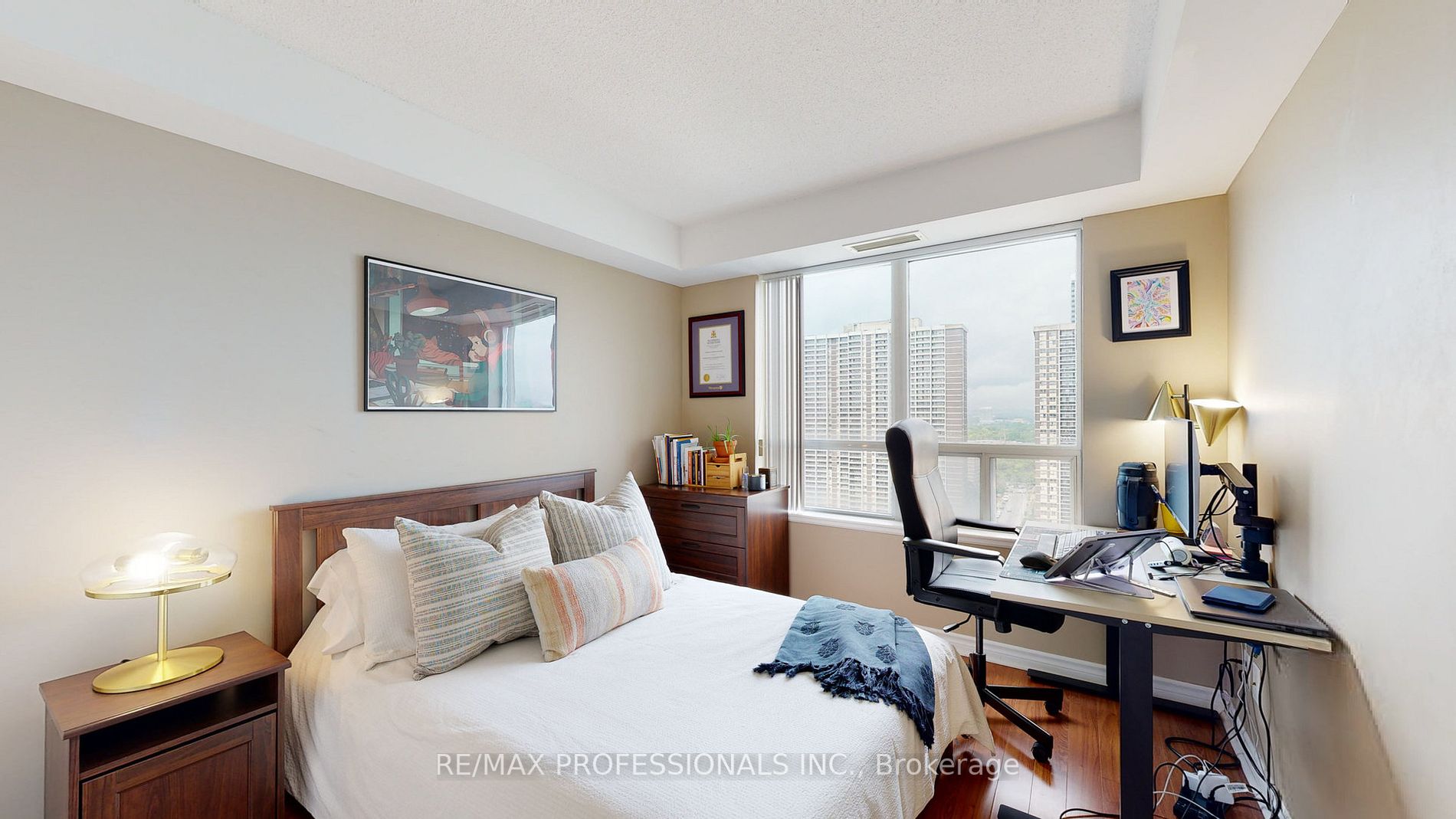 5 Michael Power Pl, #2102