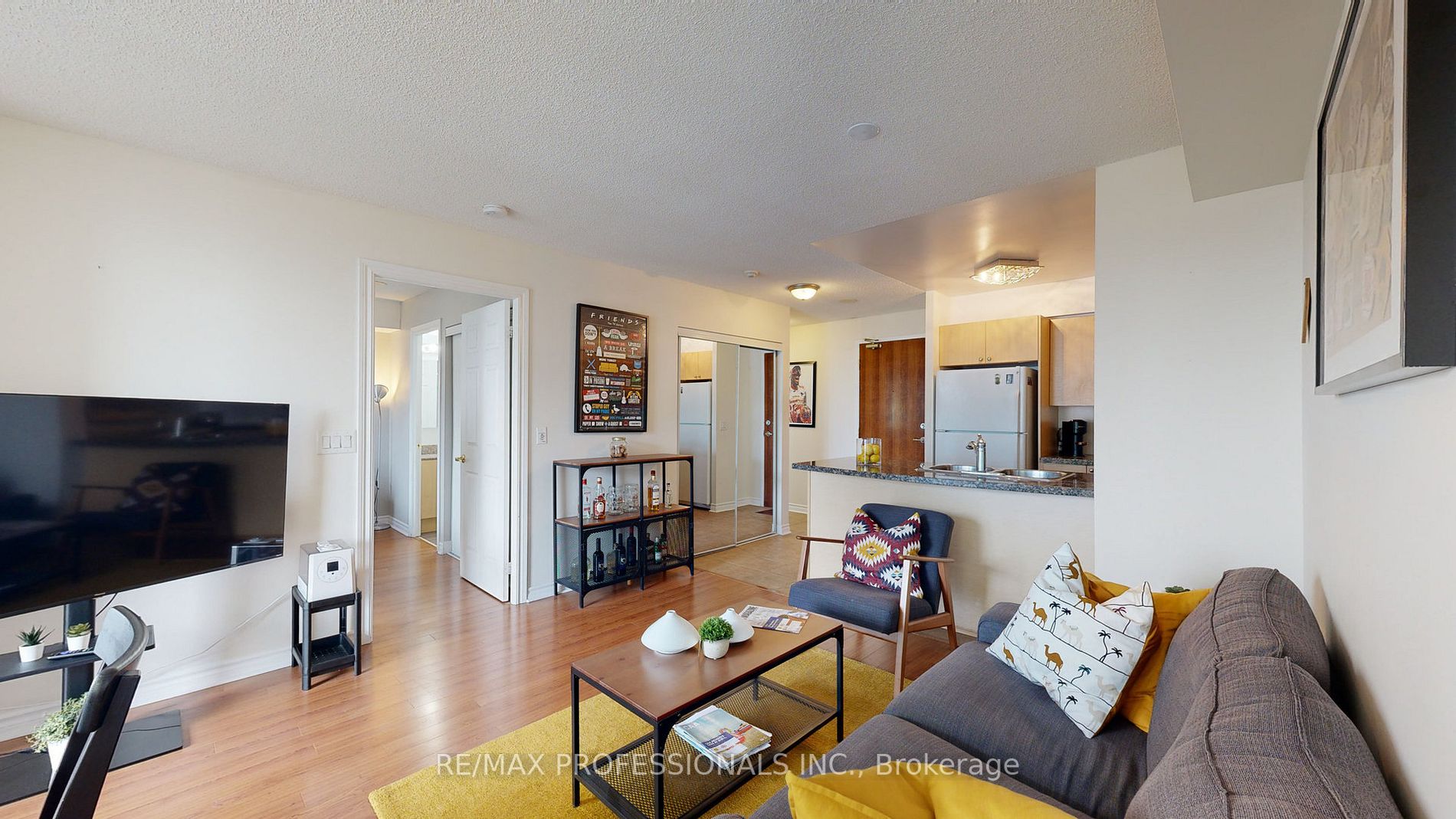 5 Michael Power Pl, #2102