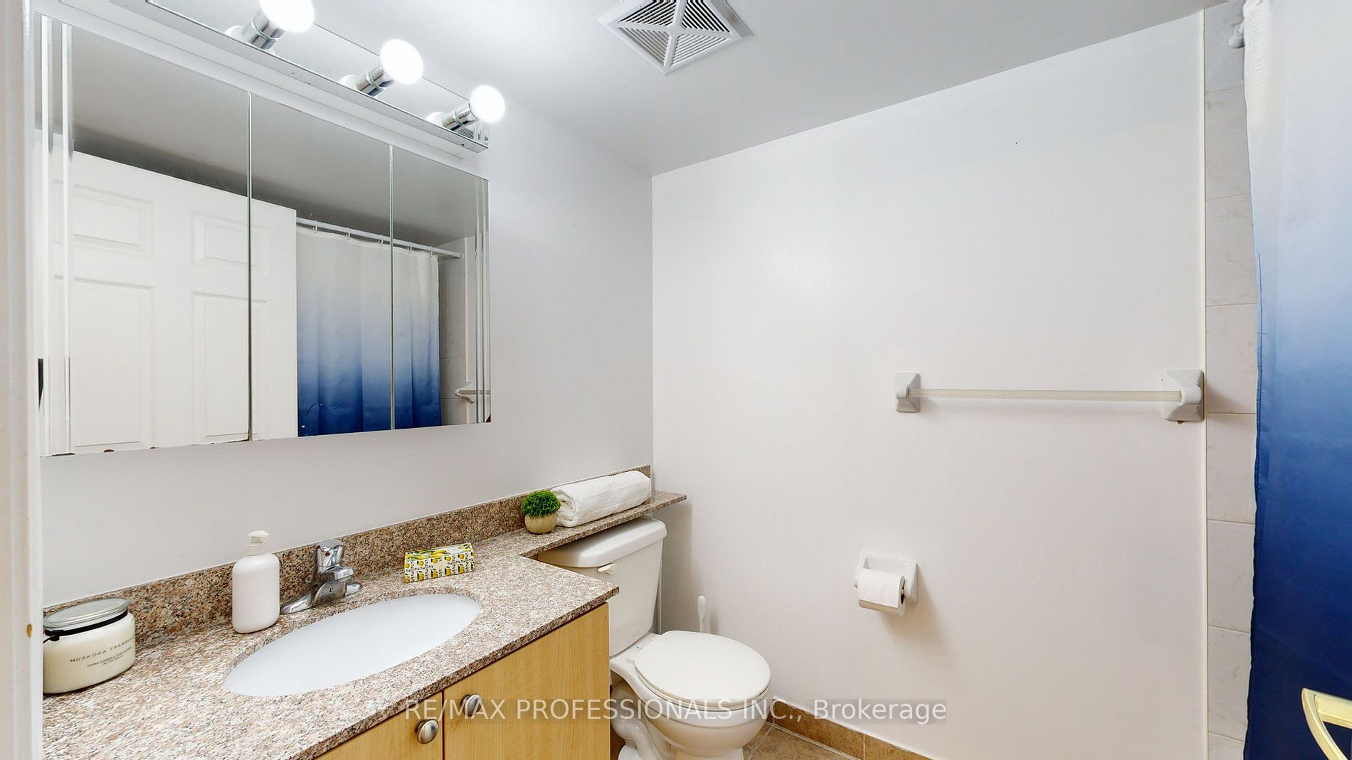 5 Michael Power Pl, #2102