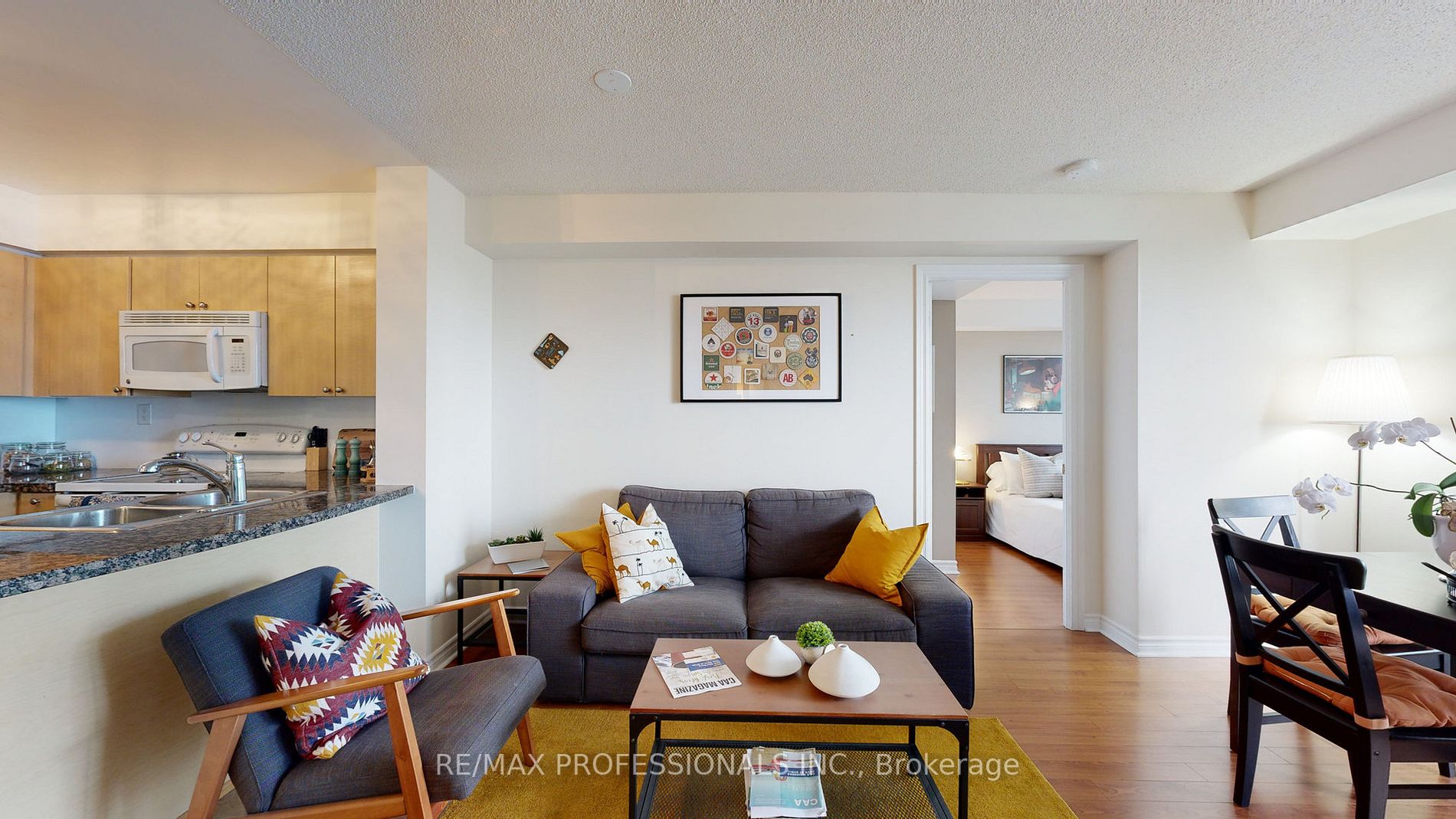 5 Michael Power Pl, #2102