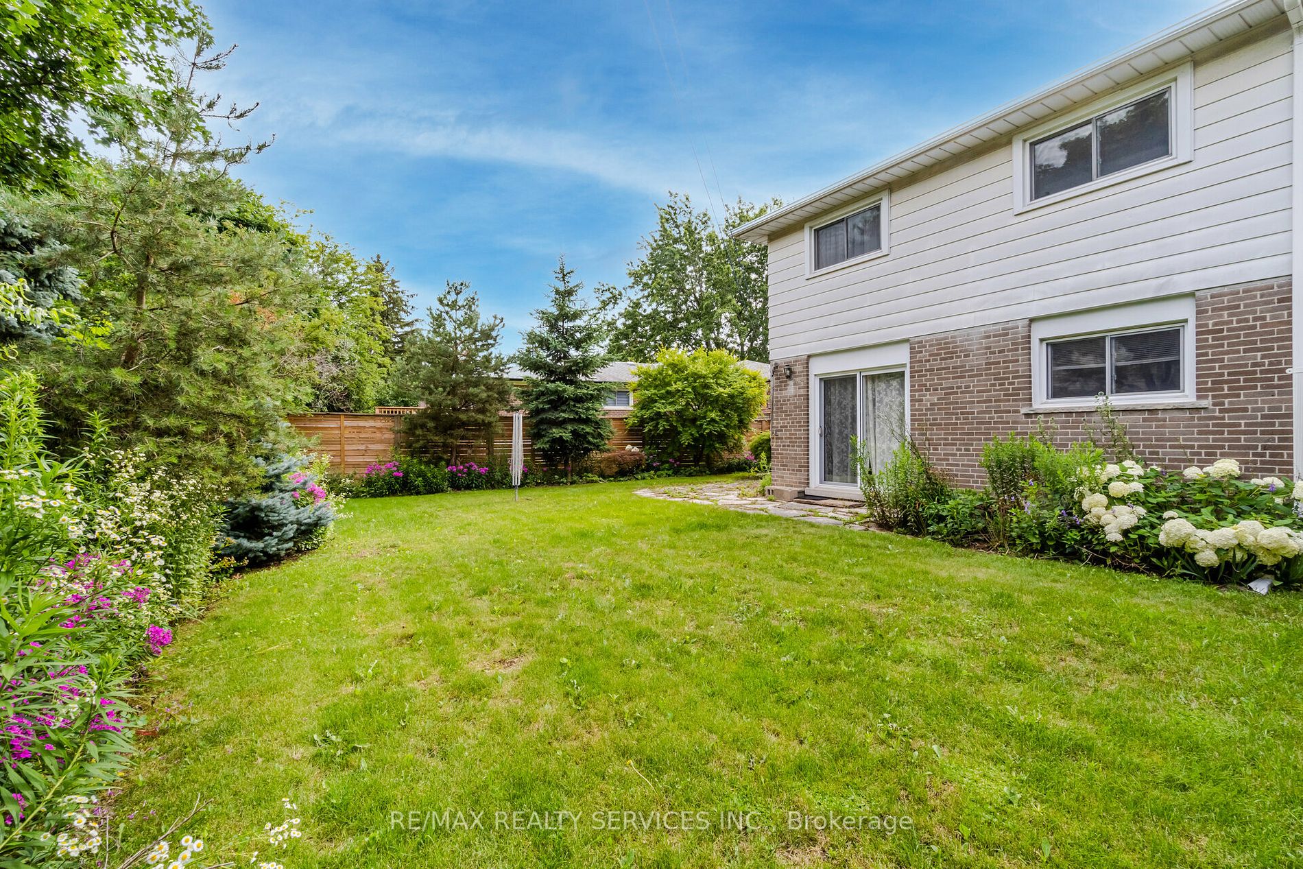 402 Bartley Bull Pkwy