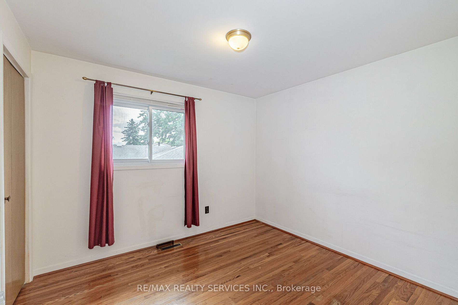 402 Bartley Bull Pkwy