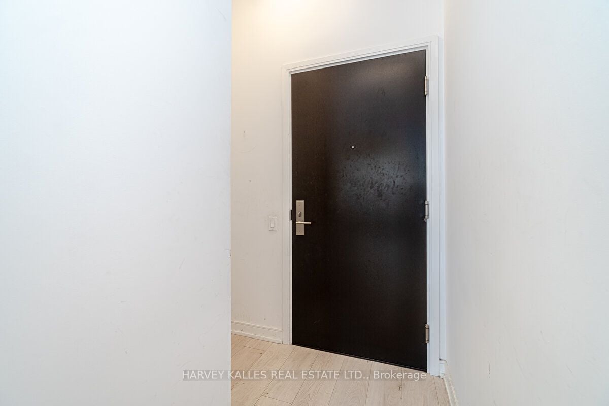 8 Nahani Way, #505