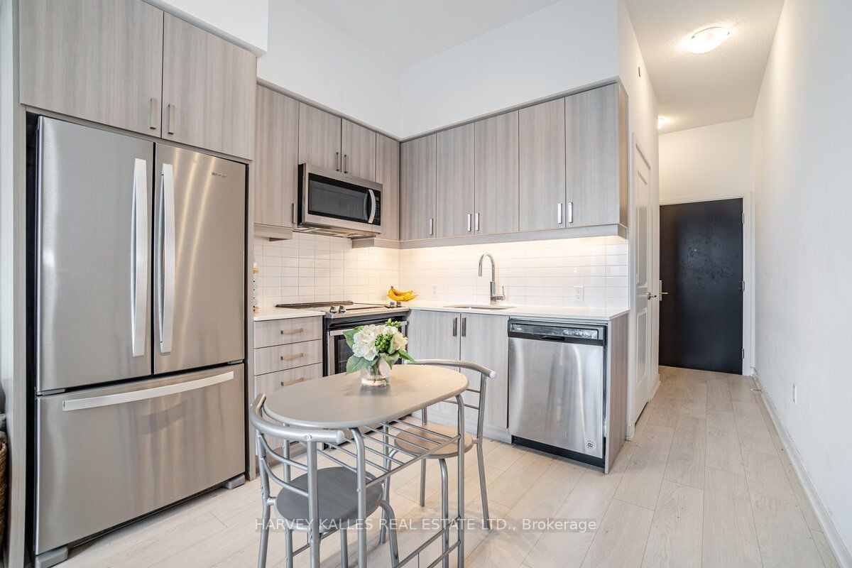 8 Nahani Way, #505