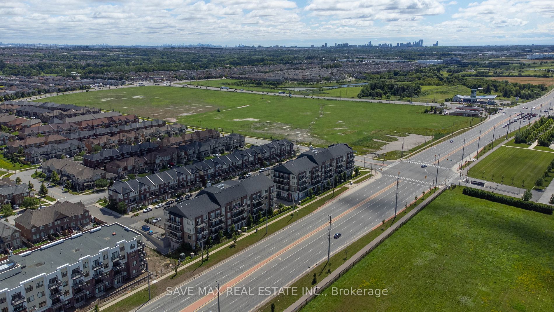 54 Sky Harbour Dr E, #404