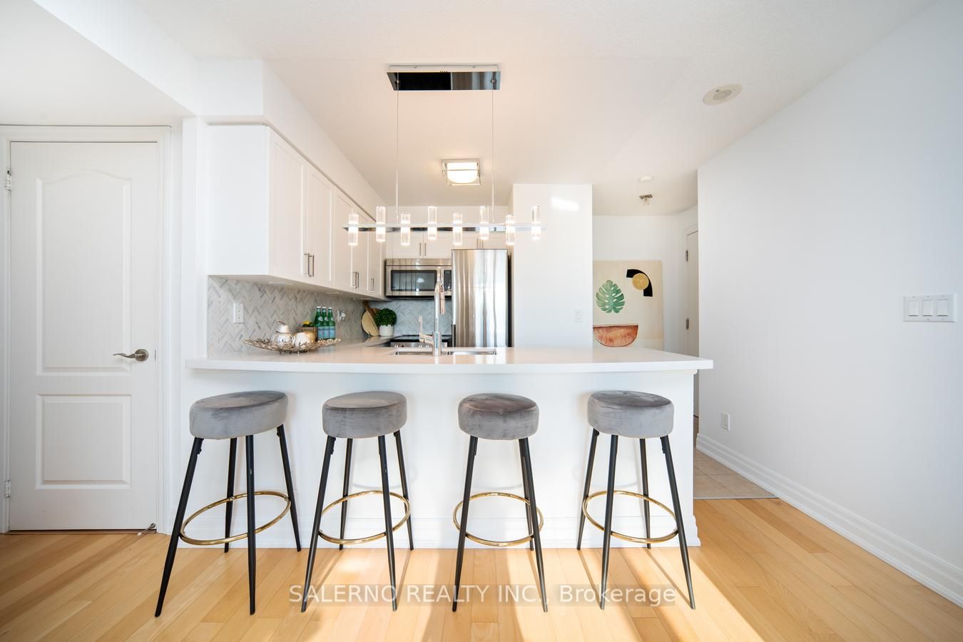 2121 Lakeshore Blvd W, #1003