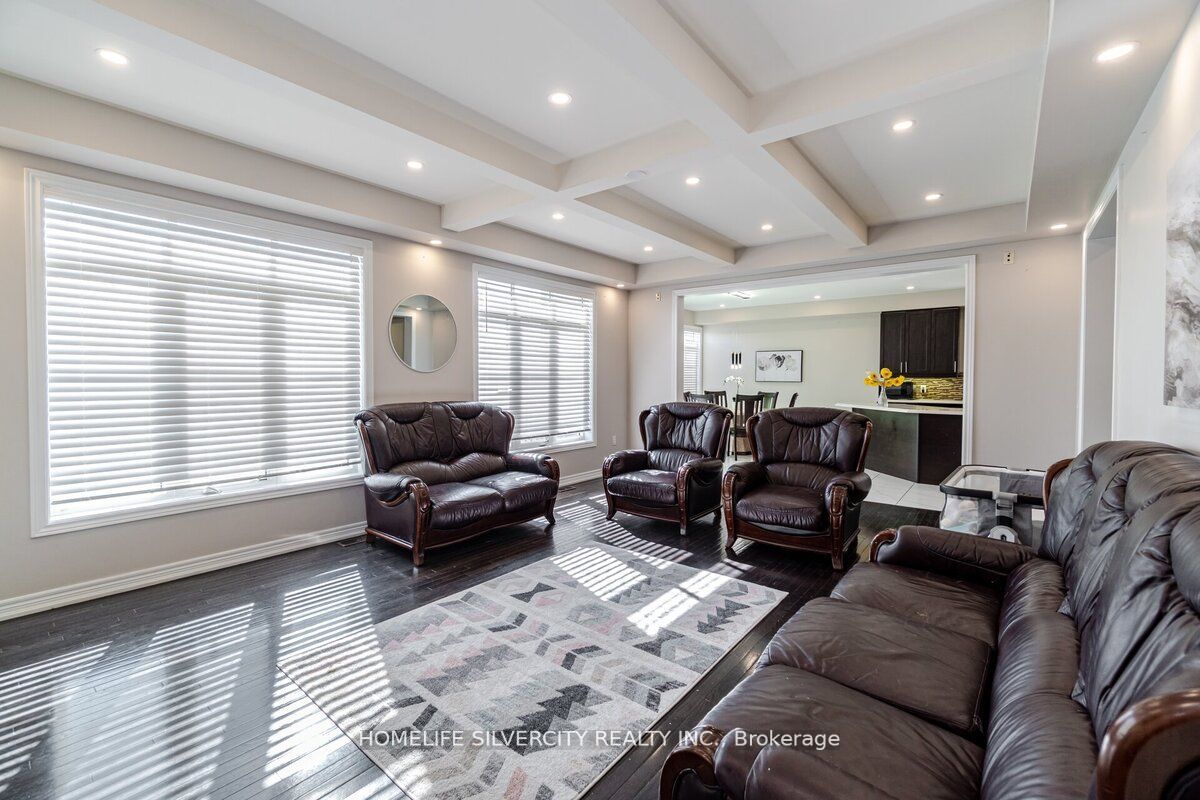 48 Leparc Rd